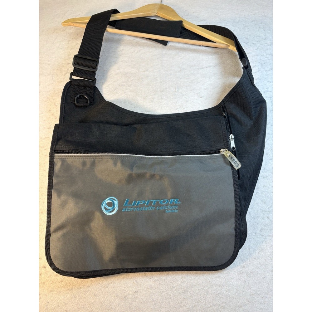 LEED's 13" Messenger Bag Lipitor (Atorvastatin) Logo Black Drug Rep Advertise